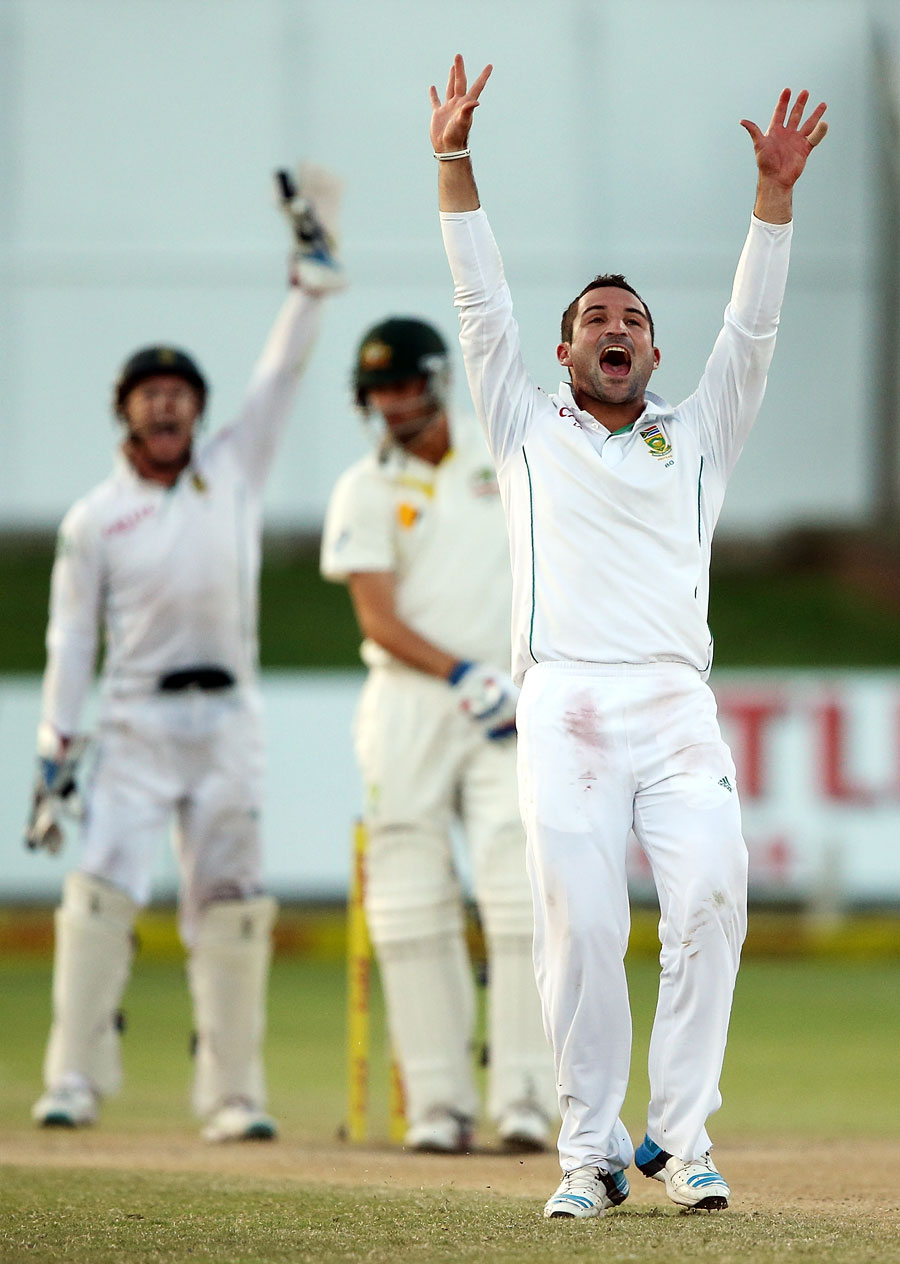 Elgar replaces Smith on CSA national contact list